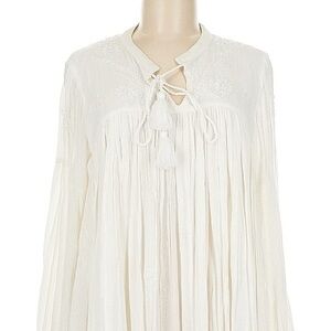Rachel Zoe cotton peasant Cream Blouse with hand Embroidered Detail EUC